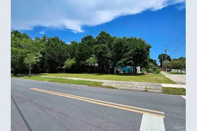202 N G St, Pensacola, FL 32502 - Photo 3