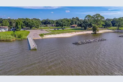 4036 Lancer St, Pace, FL 32571 - Photo 7