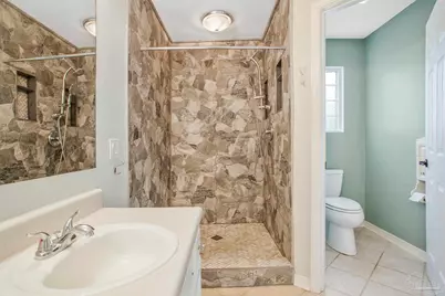 6853 Rickwood Dr, Pensacola, FL 32526 - Photo 15