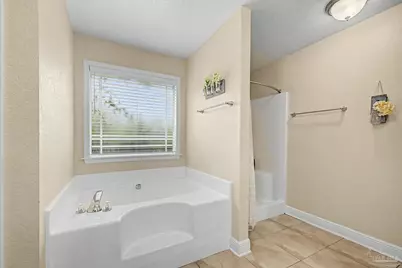 2900 Wallace Lake Rd, Pace, FL 32571 - Photo 11