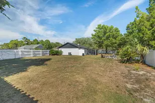 5365 Harmony Ln, Gulf Breeze, FL 32563 - Photo 43