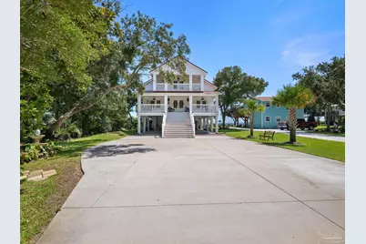 5485 Soundside Dr, Gulf Breeze, FL 32563 - Photo 3