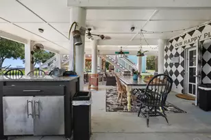 5485 Soundside Dr, Gulf Breeze, FL 32563 - Photo 9
