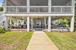 5485 Soundside Dr, Gulf Breeze, FL 32563 - Photo 39