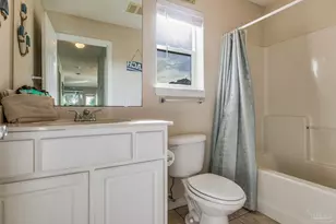 8436 Gulf Ave, Navarre Beach, FL 32566 - Photo 19