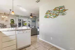 8436 Gulf Ave, Navarre Beach, FL 32566 - Photo 11
