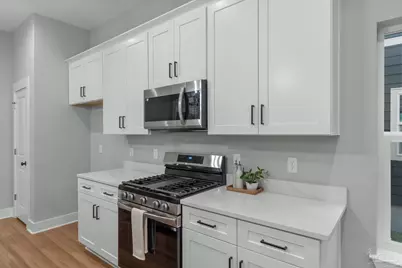 306 E Avery St, Pensacola, FL 32503 - Photo 9