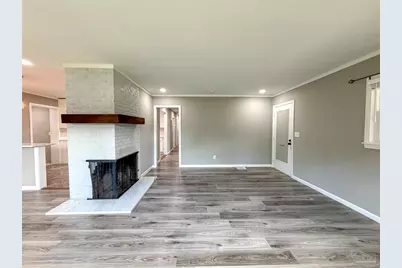 1815 Hallmark Dr, Pensacola, FL 32503 - Photo 3