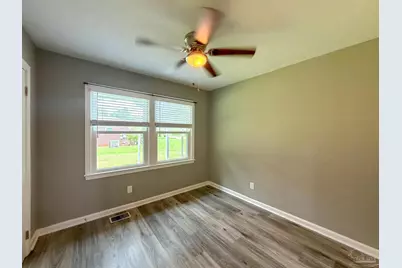1815 Hallmark Dr, Pensacola, FL 32503 - Photo 23