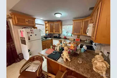 2127 S Fairfield Dr #0, Pensacola, FL 32507 - Photo 25