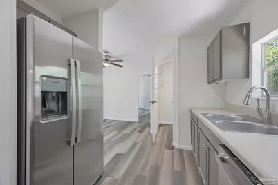 2981 Crittenden Dr, Navarre, FL 32566 - Photo 23