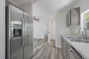 2981 Crittenden Dr, Navarre, FL 32566 - Photo 23