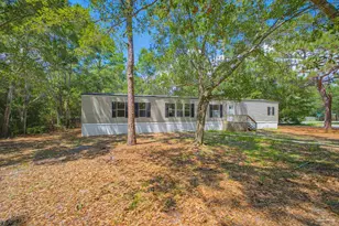 2981 Crittenden Dr, Navarre, FL 32566 - Photo 1