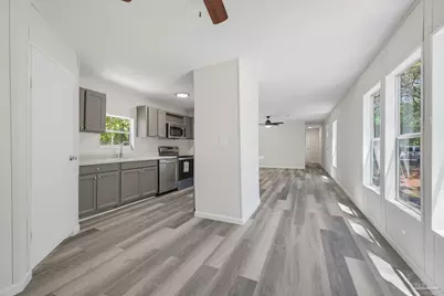 2981 Crittenden Dr, Navarre, FL 32566 - Photo 17