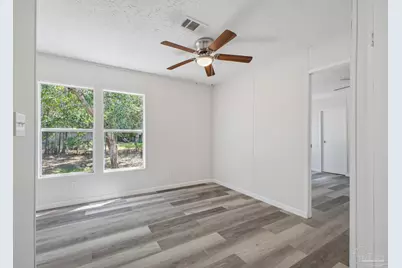 2981 Crittenden Dr, Navarre, FL 32566 - Photo 15