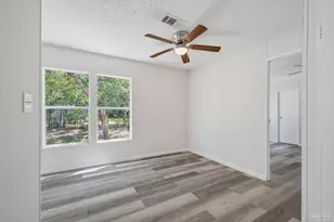 2981 Crittenden Dr, Navarre, FL 32566 - Photo 15