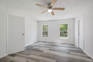 2981 Crittenden Dr, Navarre, FL 32566 - Photo 27