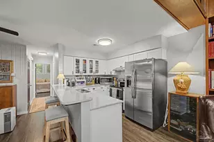 1020 E Jordan St, Pensacola, FL 32503 - Photo 9