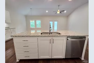 4570 Omaha Dr, Pensacola, FL 32507 - Photo 15