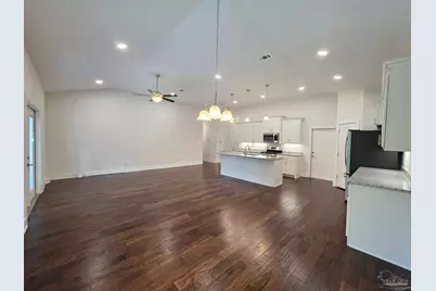 4570 Omaha Dr, Pensacola, FL 32507 - Photo 9