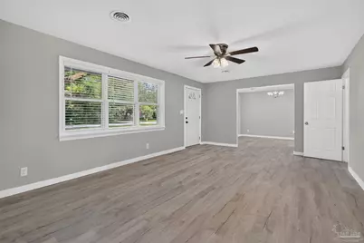 6425 Aspen Ave, Milton, FL 32570 - Photo 3