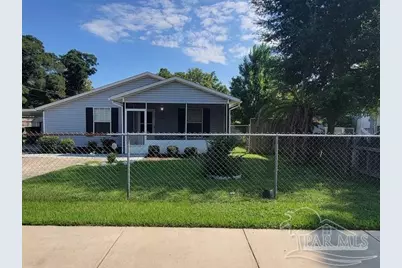 2301 W Mallory St, Pensacola, FL 32505 - Photo 1