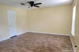 2301 W Mallory St, Pensacola, FL 32505 - Photo 3