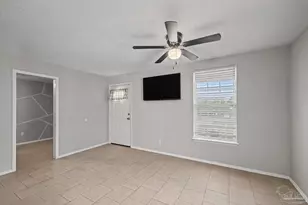 2124 Ledbetter Ln, Pensacola, FL 32507 - Photo 11