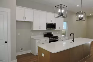 706 N F St, Pensacola, FL 32501 - Photo 13
