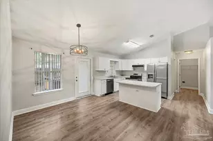 1060 Cobblestone Dr, Pensacola, FL 32514 - Photo 7