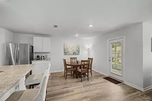 5976 Laurel Oak Dr, Pensacola, FL 32526 - Photo 11