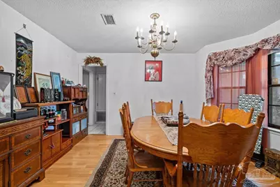 5969 Somerset Dr, Pensacola, FL 32526 - Photo 5