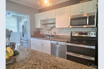 1010 E Maxwell St, Pensacola, FL 32503 - Photo 5