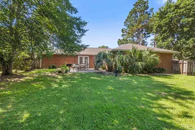 8708 Laredo St, Navarre, FL 32566 - Photo 13