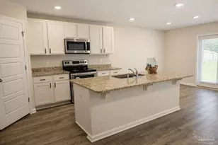 6359 Burrow Ln, Pensacola, FL 32526 - Photo 5