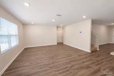 6359 Burrow Ln, Pensacola, FL 32526 - Photo 7