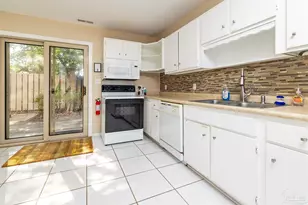 4840 Huron Dr, Pensacola, FL 32507 - Photo 7