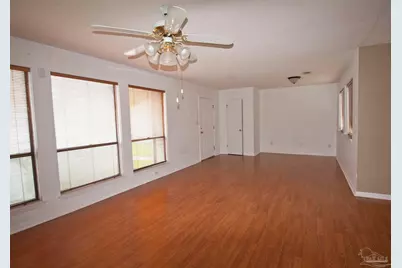 3040 Del Monte Dr, Pensacola, FL 32504 - Photo 7