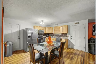 8813 Camshire Cir, Pensacola, FL 32507 - Photo 5