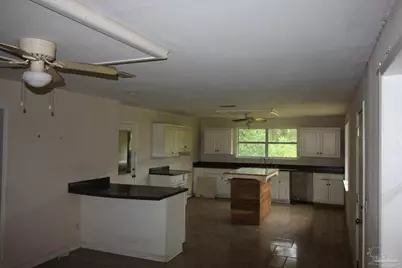 820 E Johnson Ave, Pensacola, FL 32514 - Photo 13