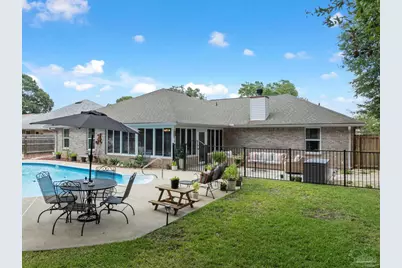 1621 Colwyn Dr, Cantonment, FL 32533 - Photo 5