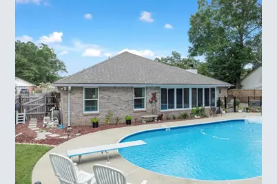 1621 Colwyn Dr, Cantonment, FL 32533 - Photo 33