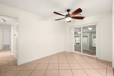 1207 Suburban Dr, Pensacola, FL 32505 - Photo 13