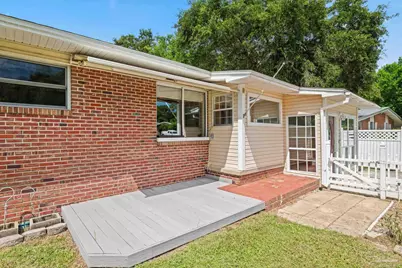 1207 Suburban Dr, Pensacola, FL 32505 - Photo 3