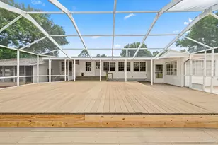 1207 Suburban Dr, Pensacola, FL 32505 - Photo 37