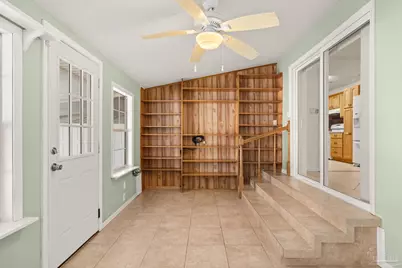 1207 Suburban Dr, Pensacola, FL 32505 - Photo 31
