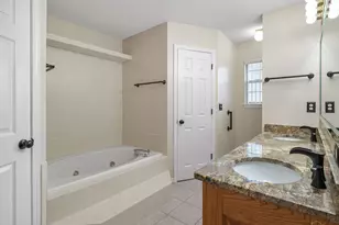 2647 Barefoot Creek Cir, Navarre, FL 32566 - Photo 13