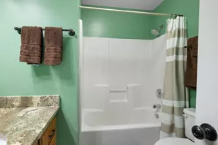 2647 Barefoot Creek Cir, Navarre, FL 32566 - Photo 17