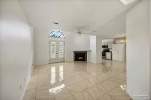 5051 Grande Dr, Pensacola, FL 32504 - Photo 9