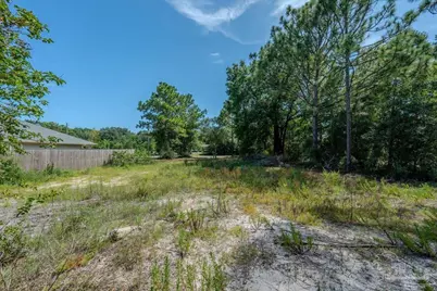 8410 Lucena St, Navarre, FL 32566 - Photo 13